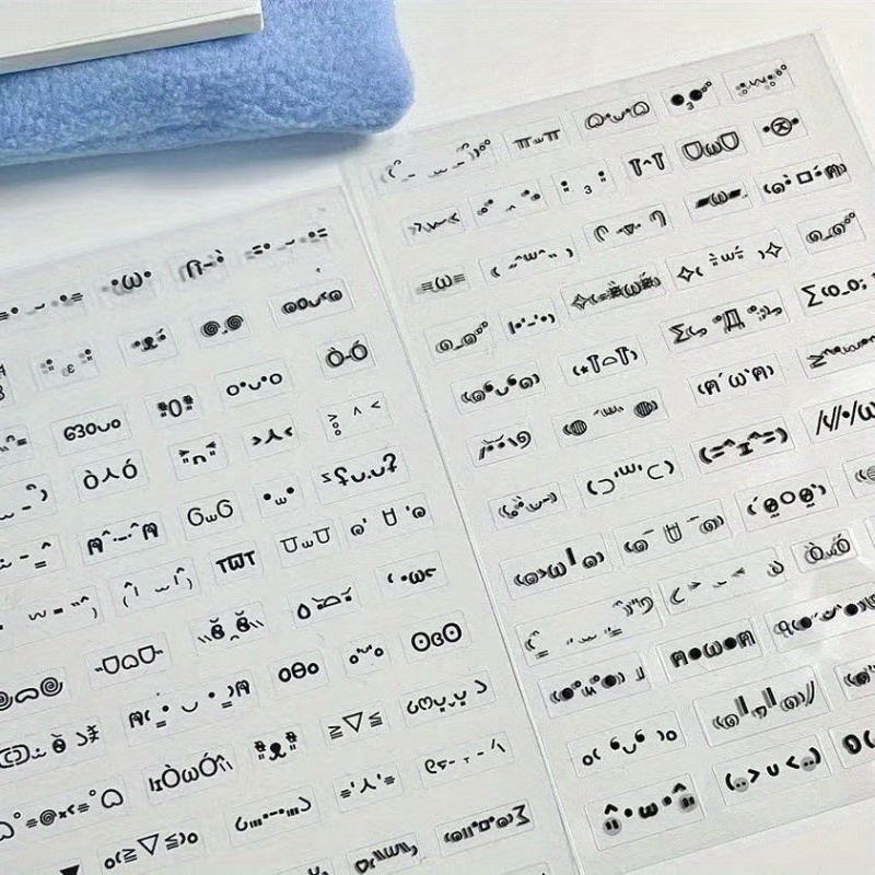 10-листые прозрачные наклейки  – обзор и цена Blank Sheet Music Notebook